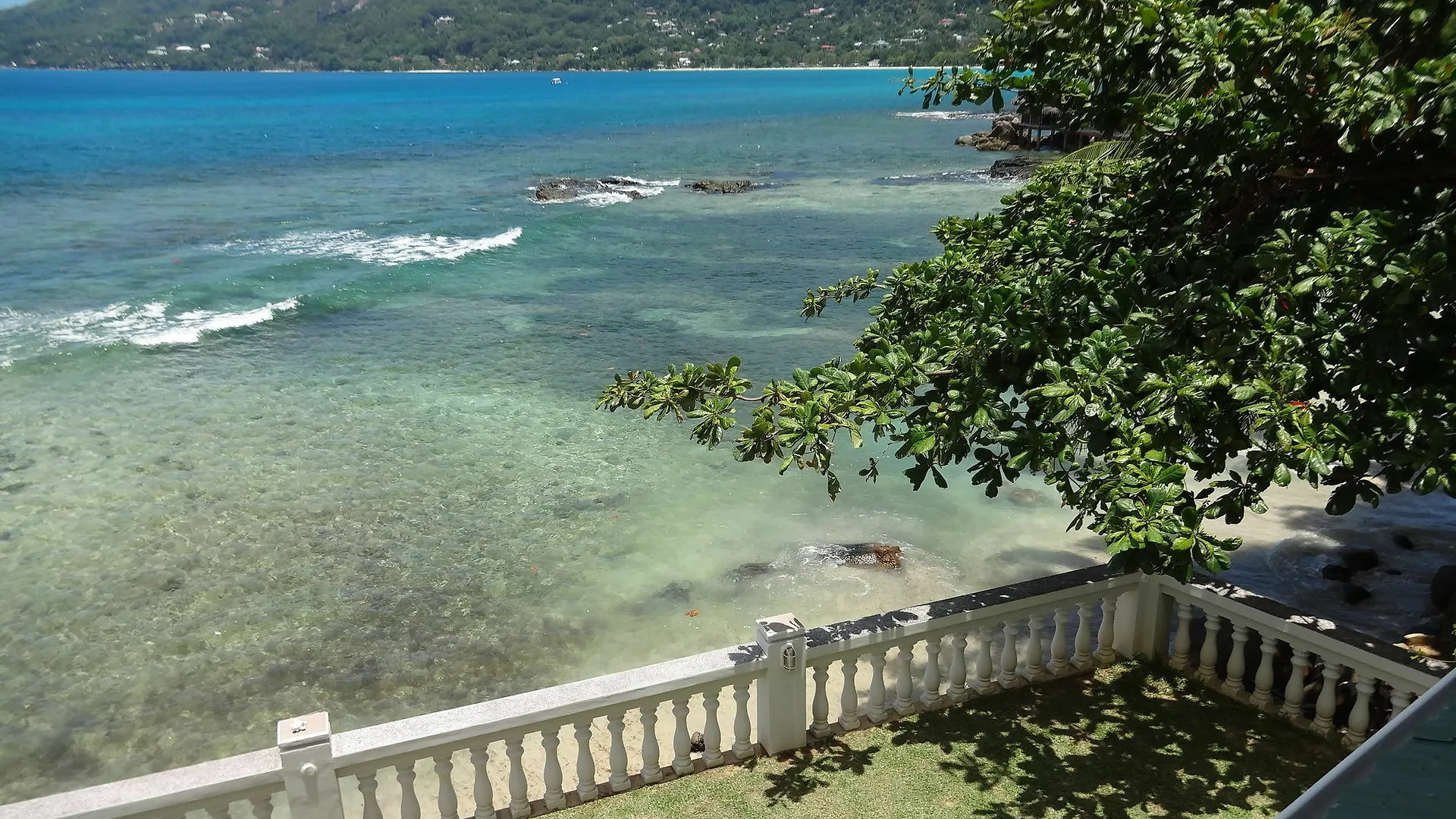 The Drake Seaside Apartment Beau Vallon